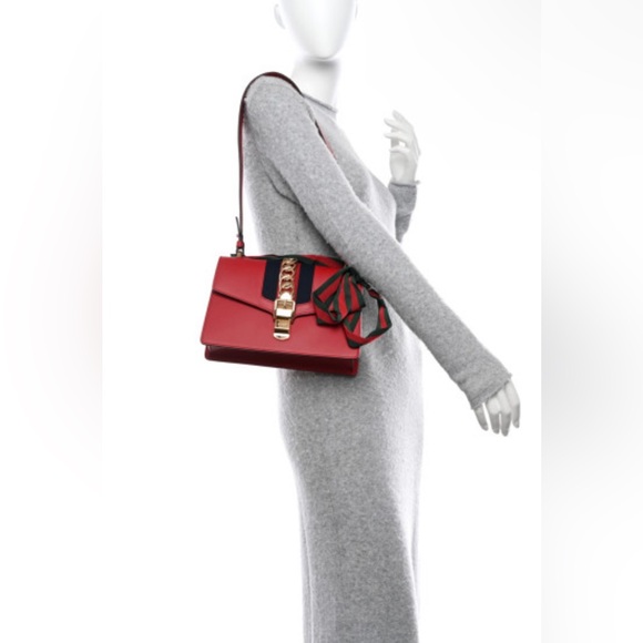 Gucci Red Leather Sylvie Shoulder Bag ✨LIKE NEW✨ - Picture 15 of 16